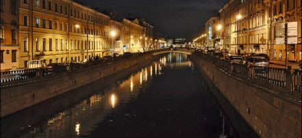 Ночной круиз-концерт на теплоходе в Санкт-Петербурге: Фото 3