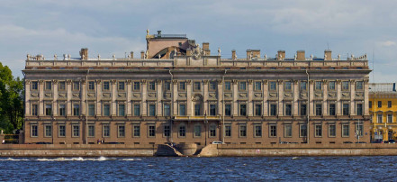 Автобусная экскурсия в императорские и великокняжеские дворцы Санкт-Петербурга: Фото 5