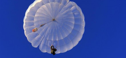 Самостоятельный прыжок с парашютом в Санкт-Петербурге: Фото 2