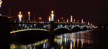 Ночная экскурсия на теплоходе «Разведение мостов»: Фото 2