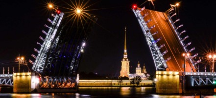Прогулка на теплоходе «Истории разводных мостов» в Санкт-Петербурге: Фото 3