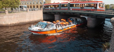 Экскурсия на теплоходе по Санкт-Петербургу в формате «Hop-on – Hop-off»: Фото 2