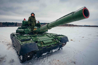 Эксклюзивная боевая поездка на танке Т-80 в Москве