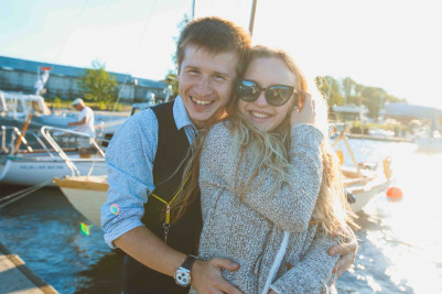 Романтическая прогулка на парусной яхте в Санкт-Петербурге