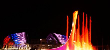 Обложка: Автомобильная экскурсия «Вечерний олимпийский парк и шоу фонтанов» в Сочи