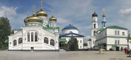 Индивидуальная экскурсия в архитектурный комплекс Раифского монастыря из Казани: Фото 3