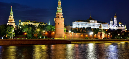 Музыкальный круиз с ужином на теплоходе по центру Москвы «Огни вечернего города»: Фото 7