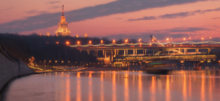 Музыкальный круиз с ужином на теплоходе по центру Москвы «Огни вечернего города»: Фото 2