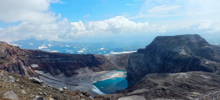 Обложка: Групповая экскурсия на минивэне к вулкану Горелый на Камчатке