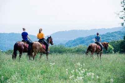 Экскурсионная прогулка на лошадях во Владивостоке с посещением форта Екатерины Великой