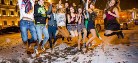 Новогодняя вечеринка на патибас в Санкт-Петербурге с диджеем Дедом Морозом и дискотекой: Фото 2
