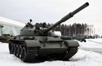 Катание на танке Т-62 в Волоколамске в составе группы